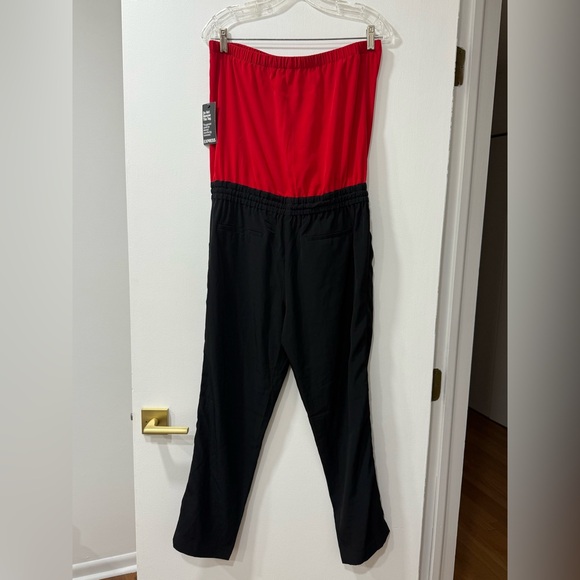 Express jumpsuit- size medium NWT - Picture 3 of 4